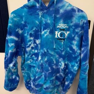 Authentic Twenty One Pilots: Scaled & Icy Tour